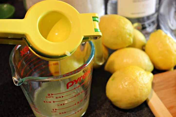 Lemon+Juice.jpeg image