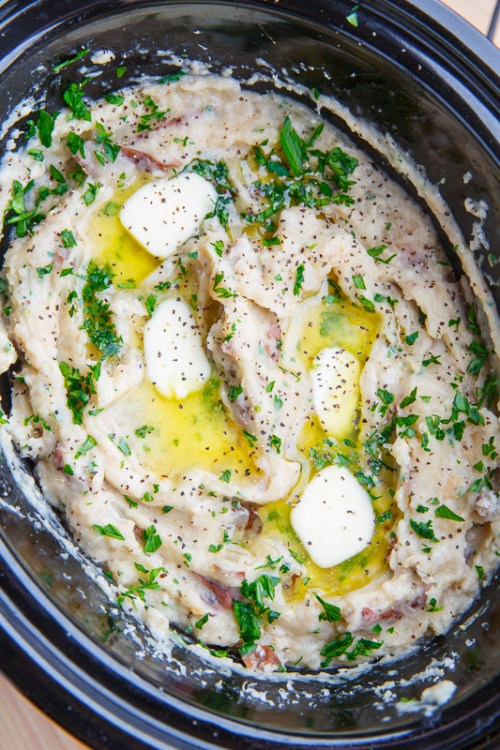 Slow Cooker Garlic Mashed Potatoes